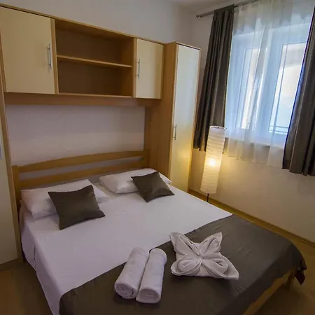 Apartment Marina *
